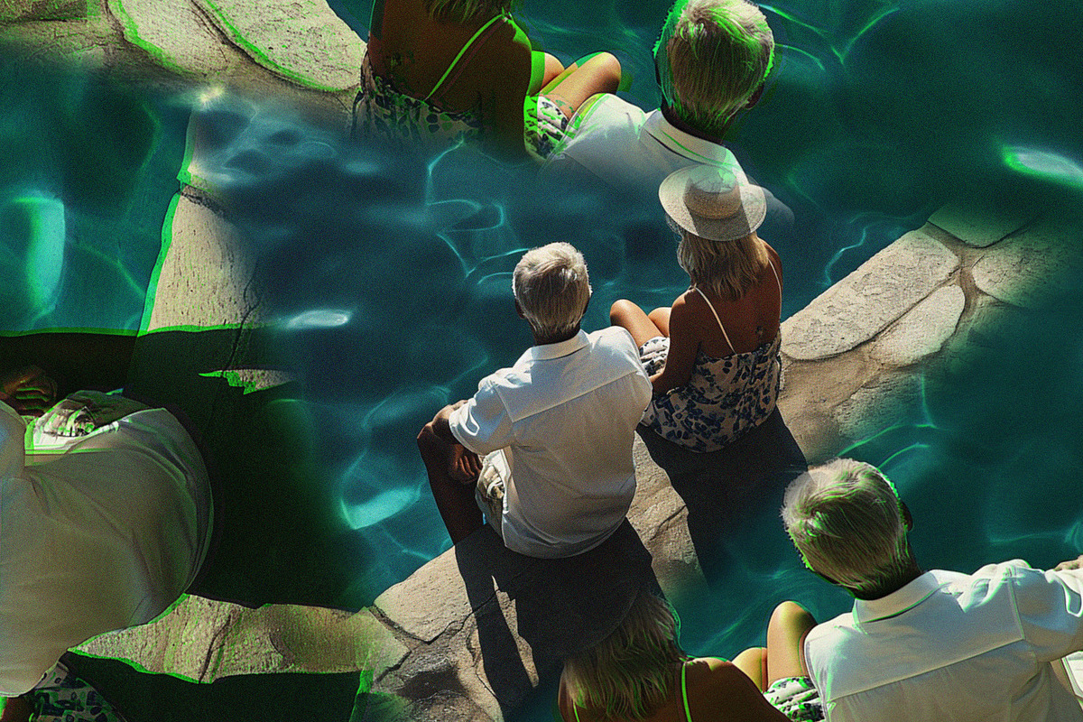Prism Triangle Photo Effect, a Layer Style Add-On by Design Squad (Photo 3 of 4)