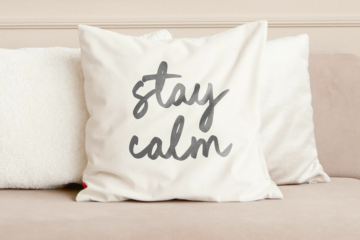 Simple Cakes Font, a Script Font by Timurtype (Photo 3 of 7)
