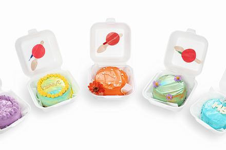 set of colorful cakes in containers, a Background Photo by Mamuka Gotsiridze