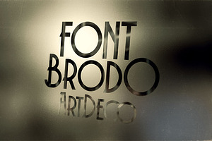 Brodo - Display Font