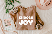 Aloha Jolly Font, a Font by Nicolo Pumpkins (Thumbnail 2 of 10)