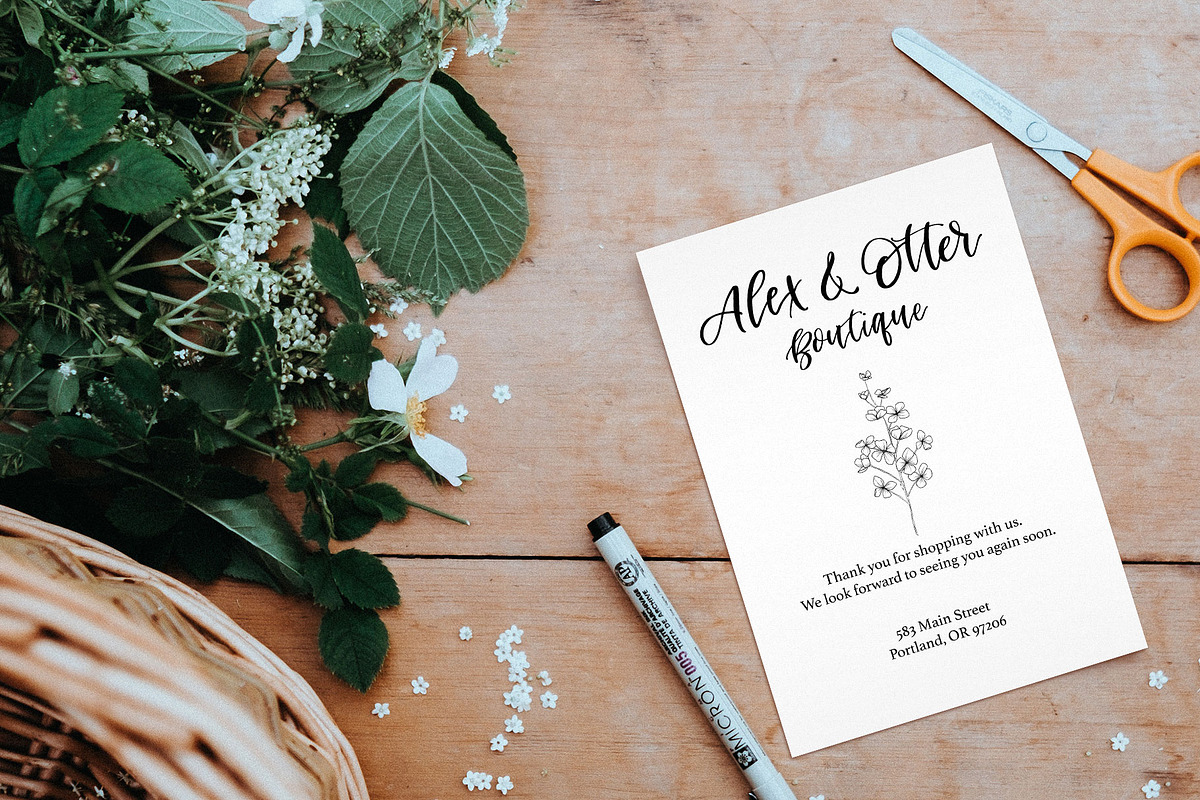 Oriole Script Font preview 7