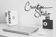 Bulgatti Luxury Business Font, a Script Font by Creatype Studio (Thumbnail 7 of 10)