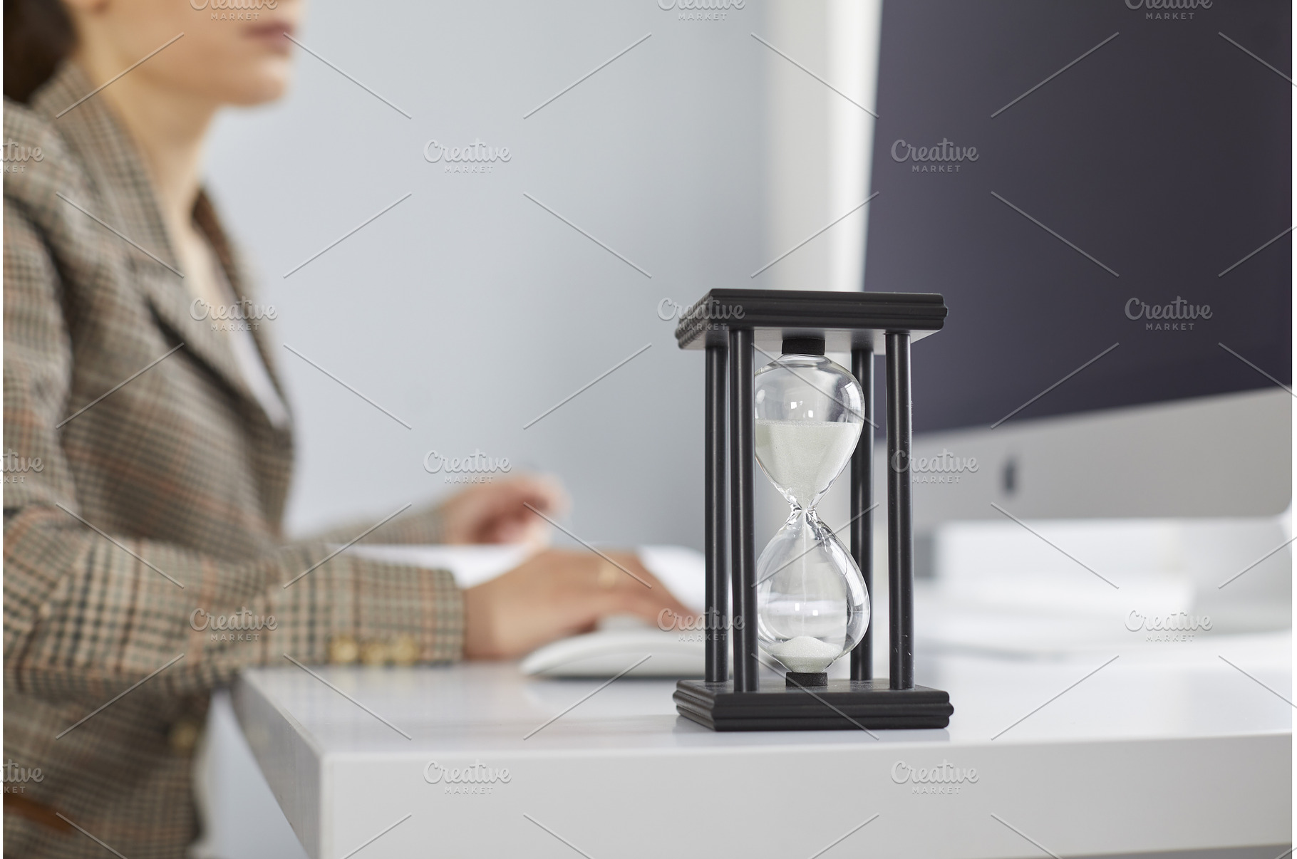 Office worker who is trying to meet, a Business Photo by StudioRomantic