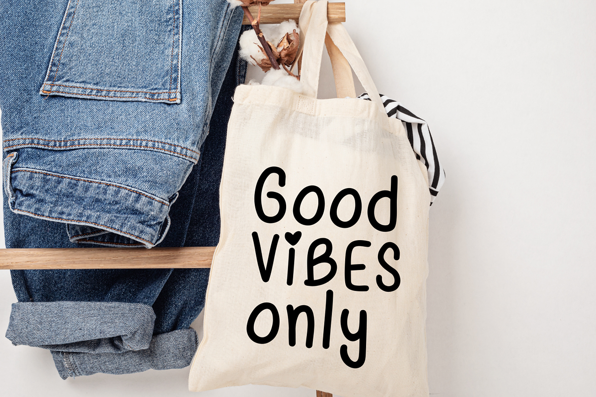 Cherish Cute Handwritten Font, a Handwritten Font by Lalava Studio (Photo 4 of 8)