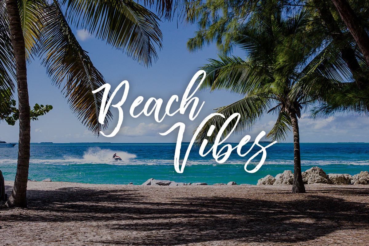 Vincentia Handstylish Font, a Script Font by Alif Devan R. (Photo 3 of 6)