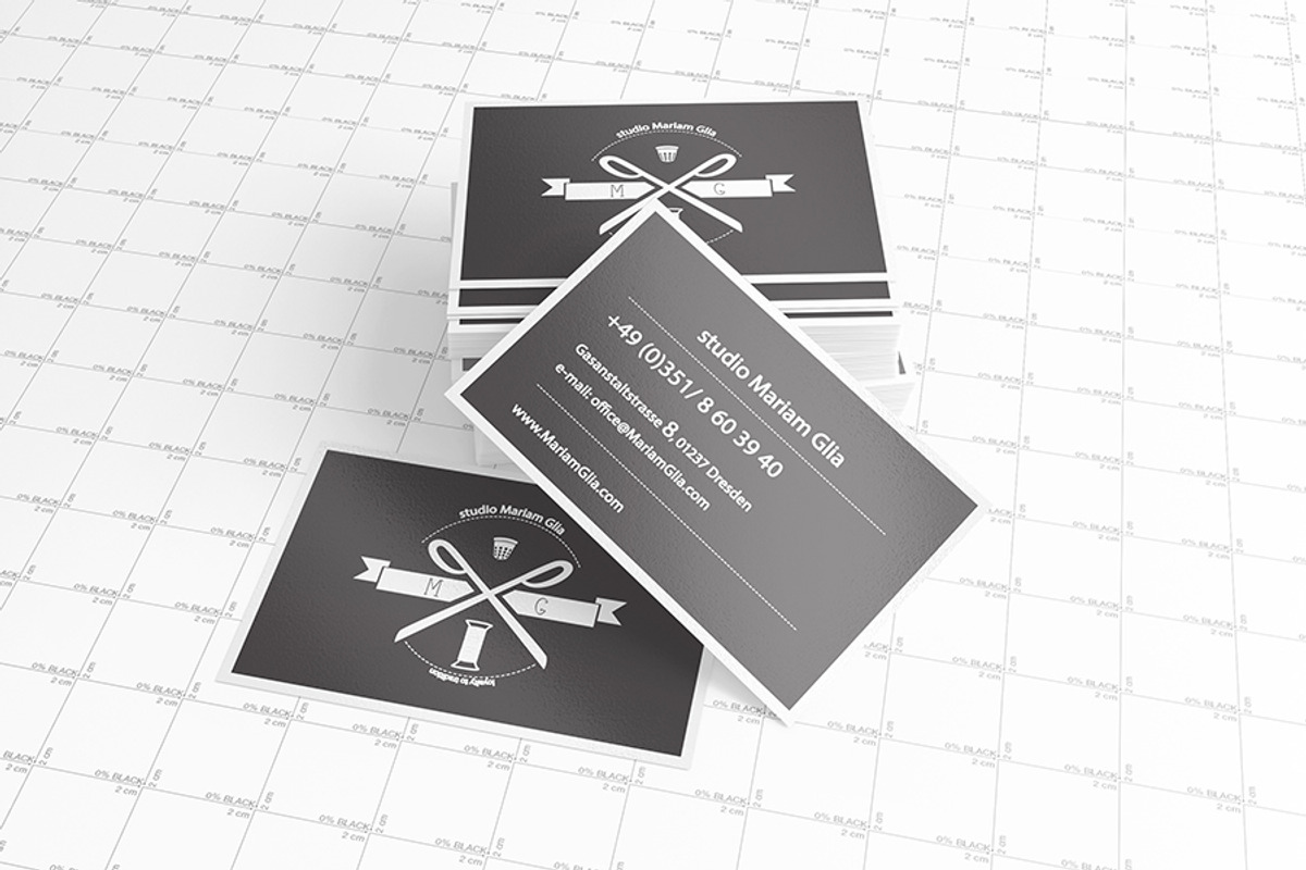 Business Cards Mock up (85x55), a Mockup by ItemBridge (Photo 3 of 5)