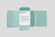 Presentation Folder Mockup, an Advertising Mockup by Se٧enStudio (Thumbnail 5 of 5)