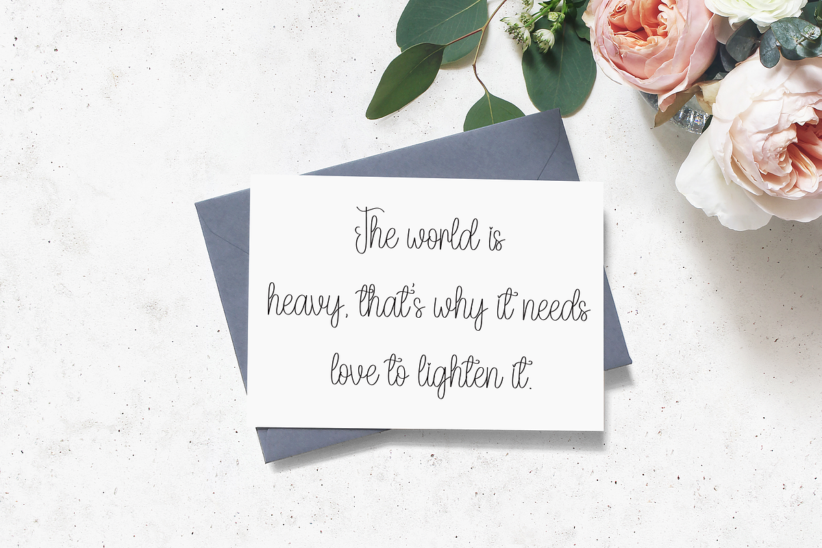 Beauty | Script Font preview 2
