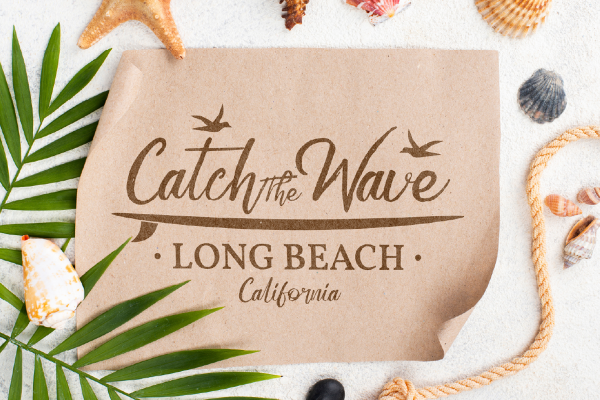 Surfoul, a Handwritten Font by Burntilldead (Photo 3 of 9)