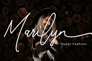 Renissa Signature Font, a Script Font by Rocket Template (Thumbnail 11 of 14)