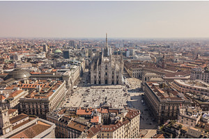 Aerial view of Duomo di Milano