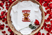 Howdy Valentine Highland Cow Cute, an Illustration by DreamArtGraphic (Thumbnail 6 of 6)