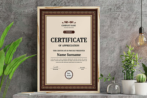 Classic Vintage Certificate Design