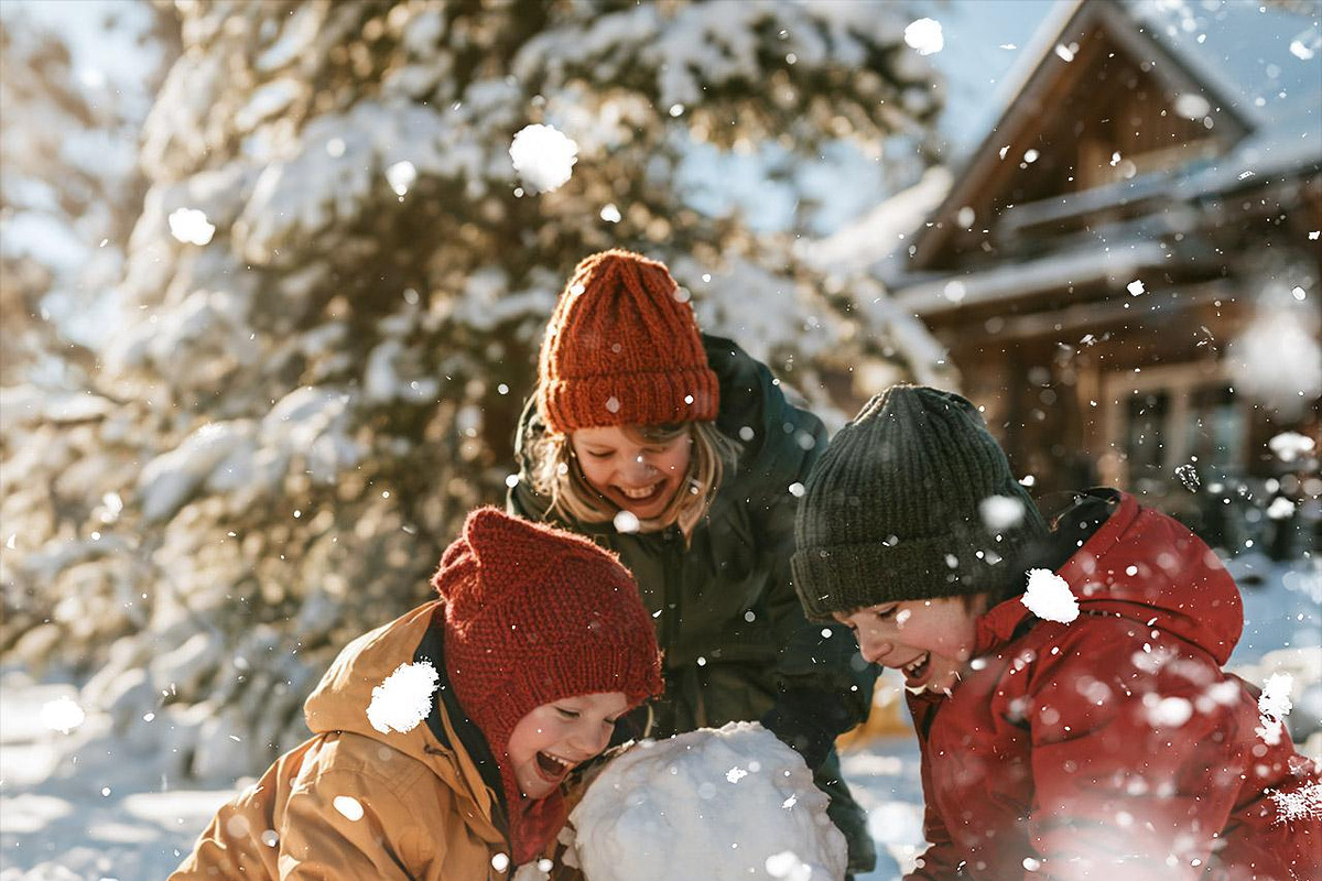 Realistic Snow Overlays (PNG & JPG), a Layer Style Add-On by Walllow Creatives (Photo 2 of 7)