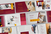 Business Consultant Presentation, a Presentation Template by deTheme (Thumbnail 13 of 13)