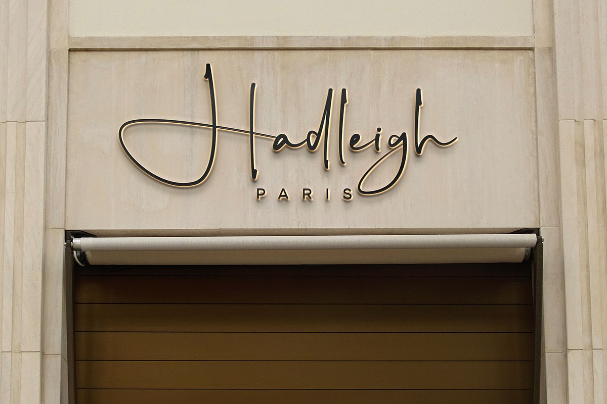 Haramosh - Elegant Signature Font, a Script Font by RantautypeStudio (Photo 15 of 16)