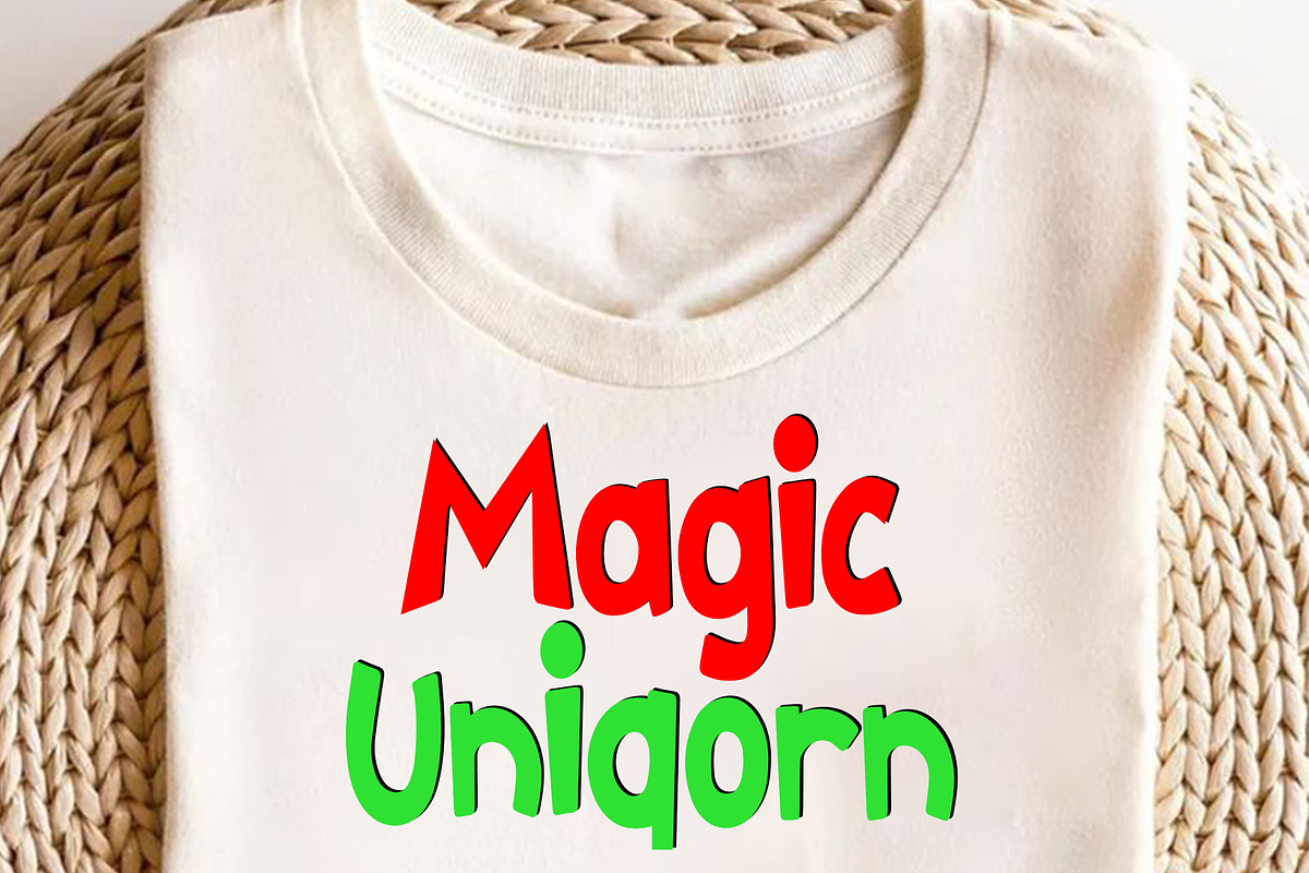 Twinkle Dreams, a Script Font by FreshTypeINK (Photo 6 of 8)