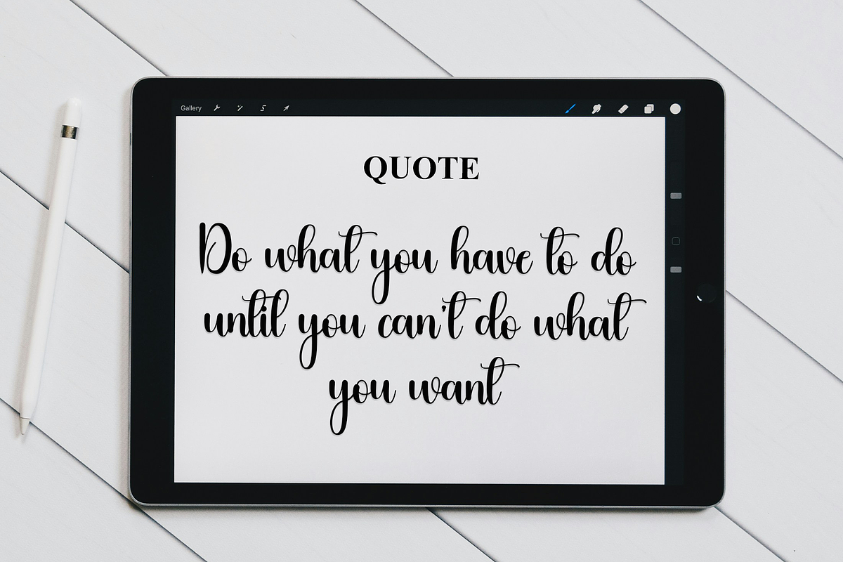Unique, a Handwritten Font by InermediaSTUDIO (Photo 2 of 8)