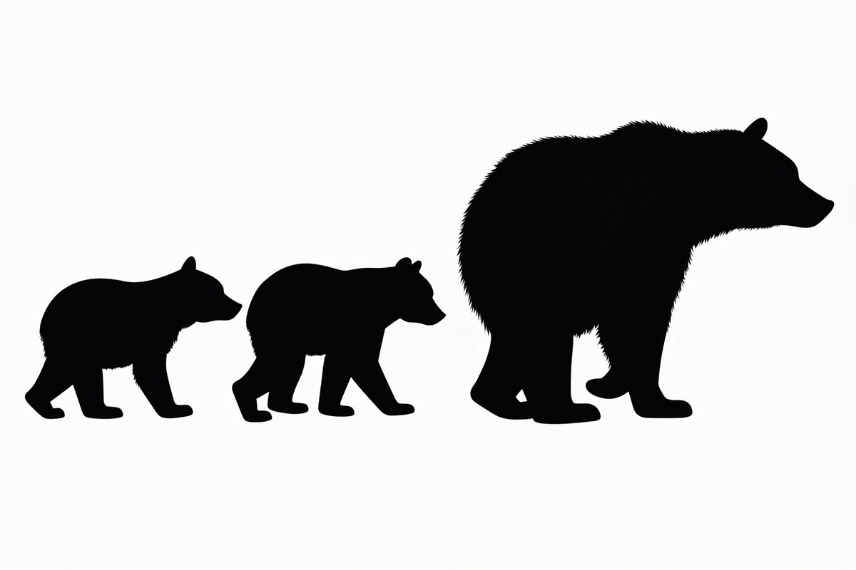 Bear Family Silhouette Bundle, an Illustration by jahid234 (Photo 2 of 9)