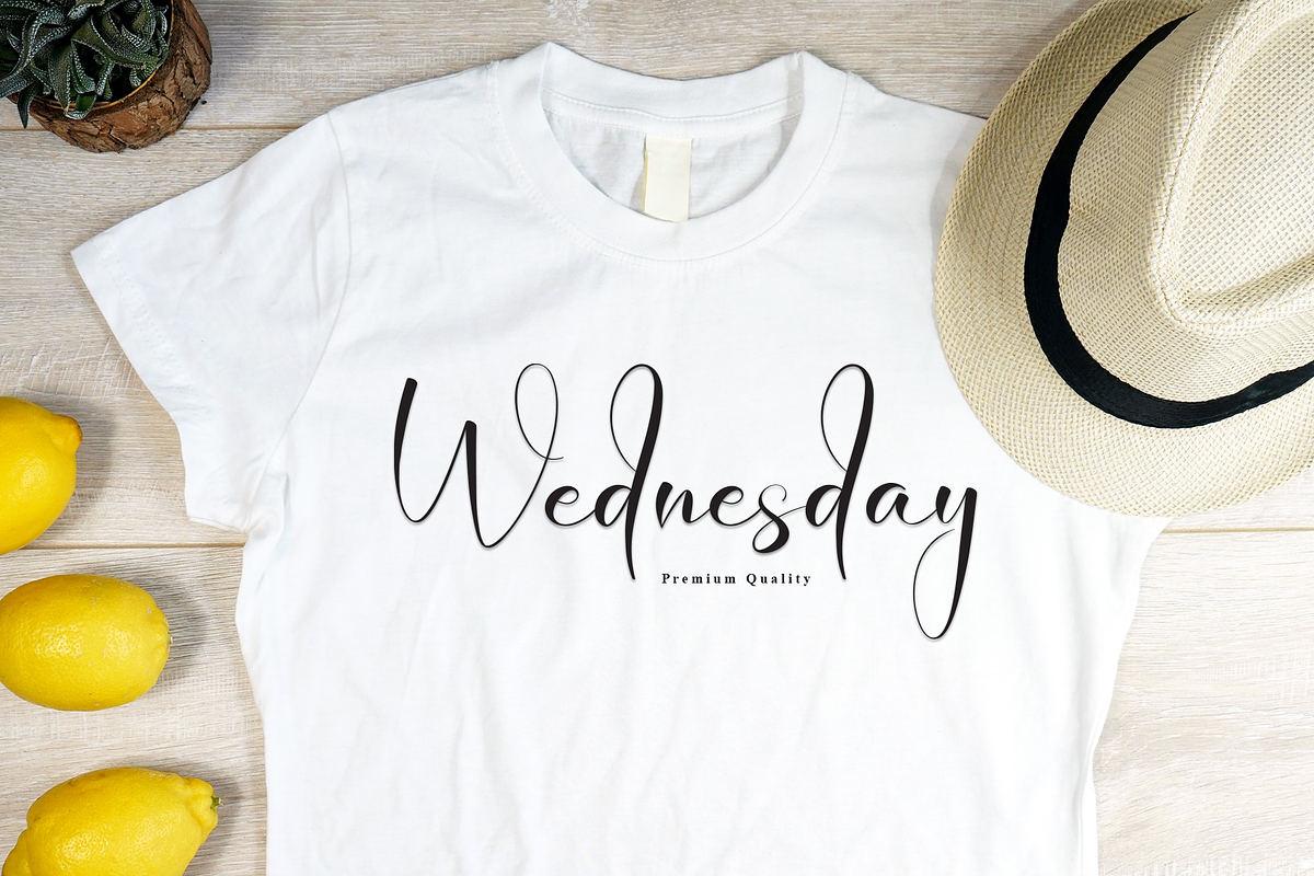 Margaretta Signature | Script Font, a Handwritten Font by Scratchones (Photo 4 of 8)