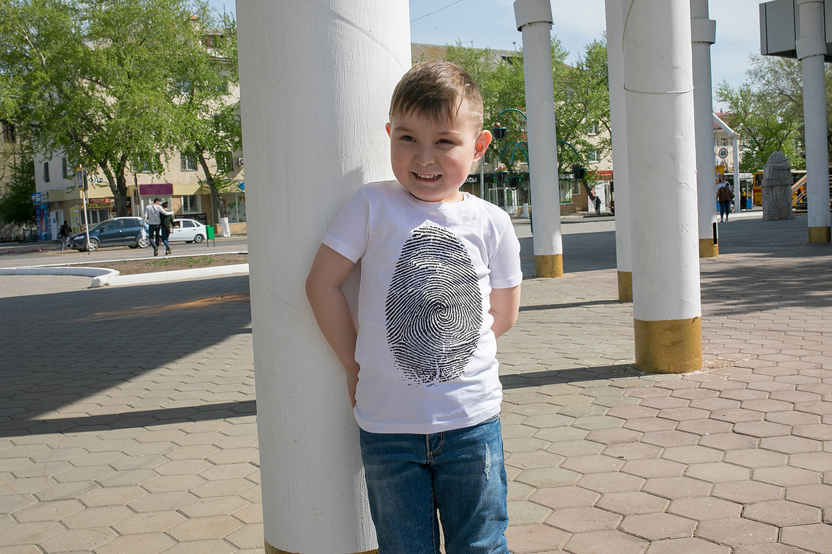 100 Kid's T-Shirt Mock-Up 2018 #22, a Shirt Mockup by Freeman Studio (Photo 73 of 107)