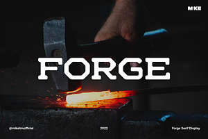 Forge Serif Display