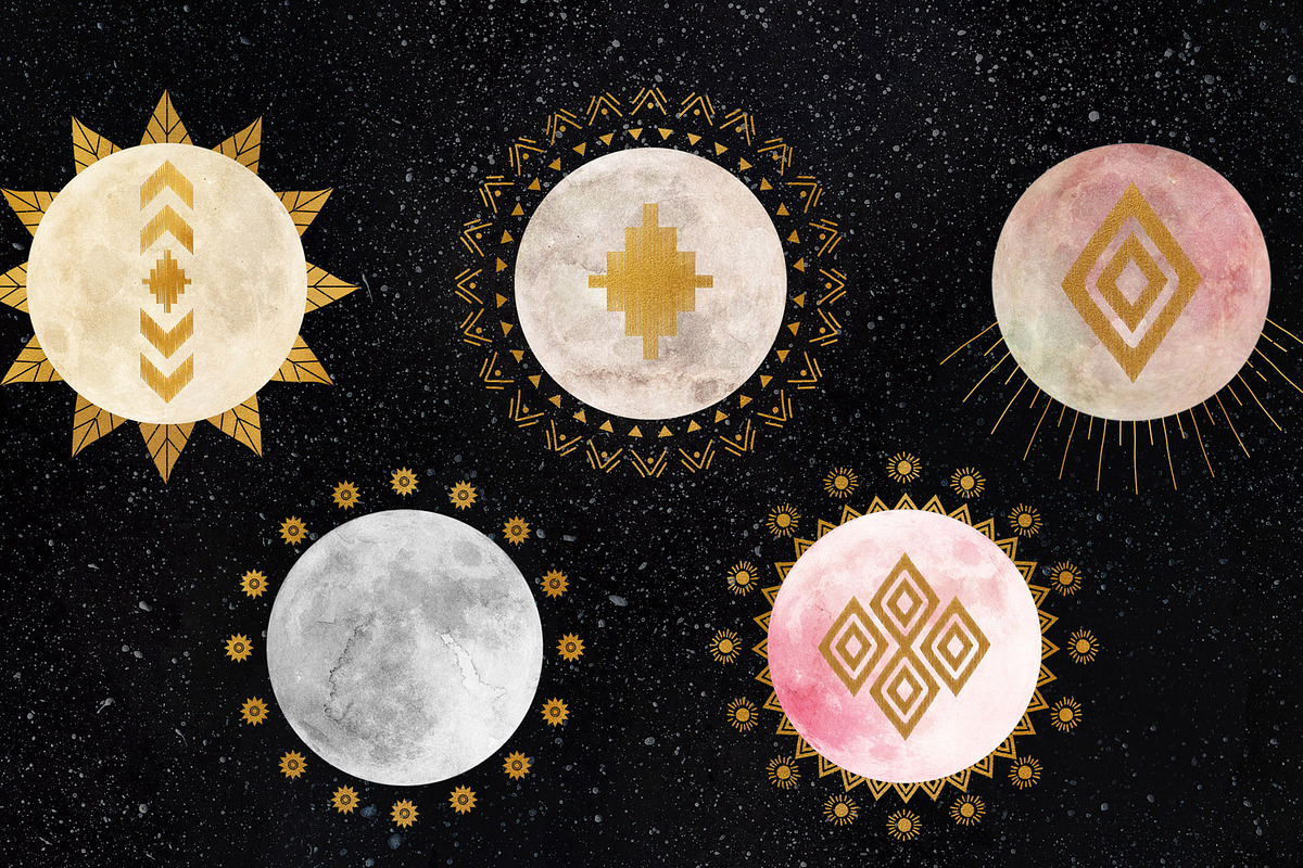MOON BUNDLE, a Work Illustration by Chus Moreno Studio (Photo 4 of 20)