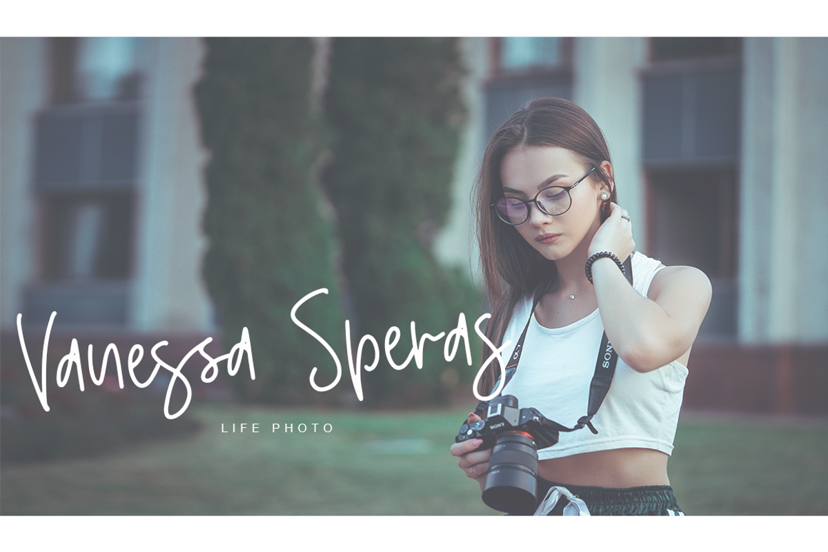 Wimmer, a Handwritten Font by Besttypeco (Photo 4 of 5)