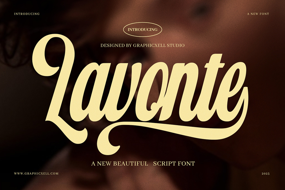 Lavonte Vintage Script Font, a Script Font by Graphicxell (Photo 1 of 8)