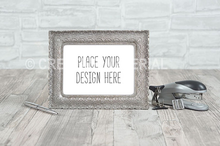 Frame Mockup | Office | #5