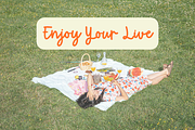 Summer Time, a Script Font by Fashion Creative (Thumbnail 9 of 10)