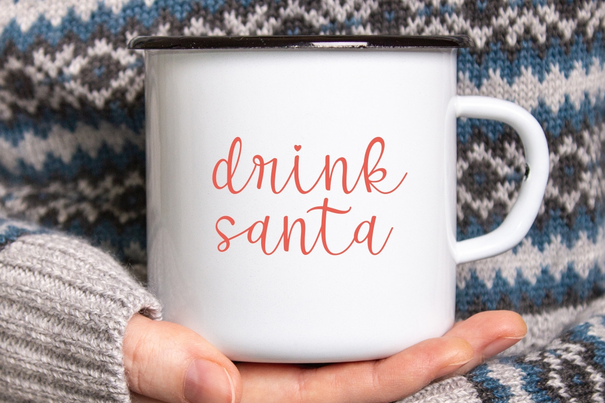 Winter Belle - Modern Script Font, a Script Font by SaktiAvellin (Photo 5 of 6)