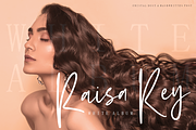 Crystal Dust - Handwritten Font, a Script Font by Megi Satyo Widodo (Thumbnail 6 of 18)