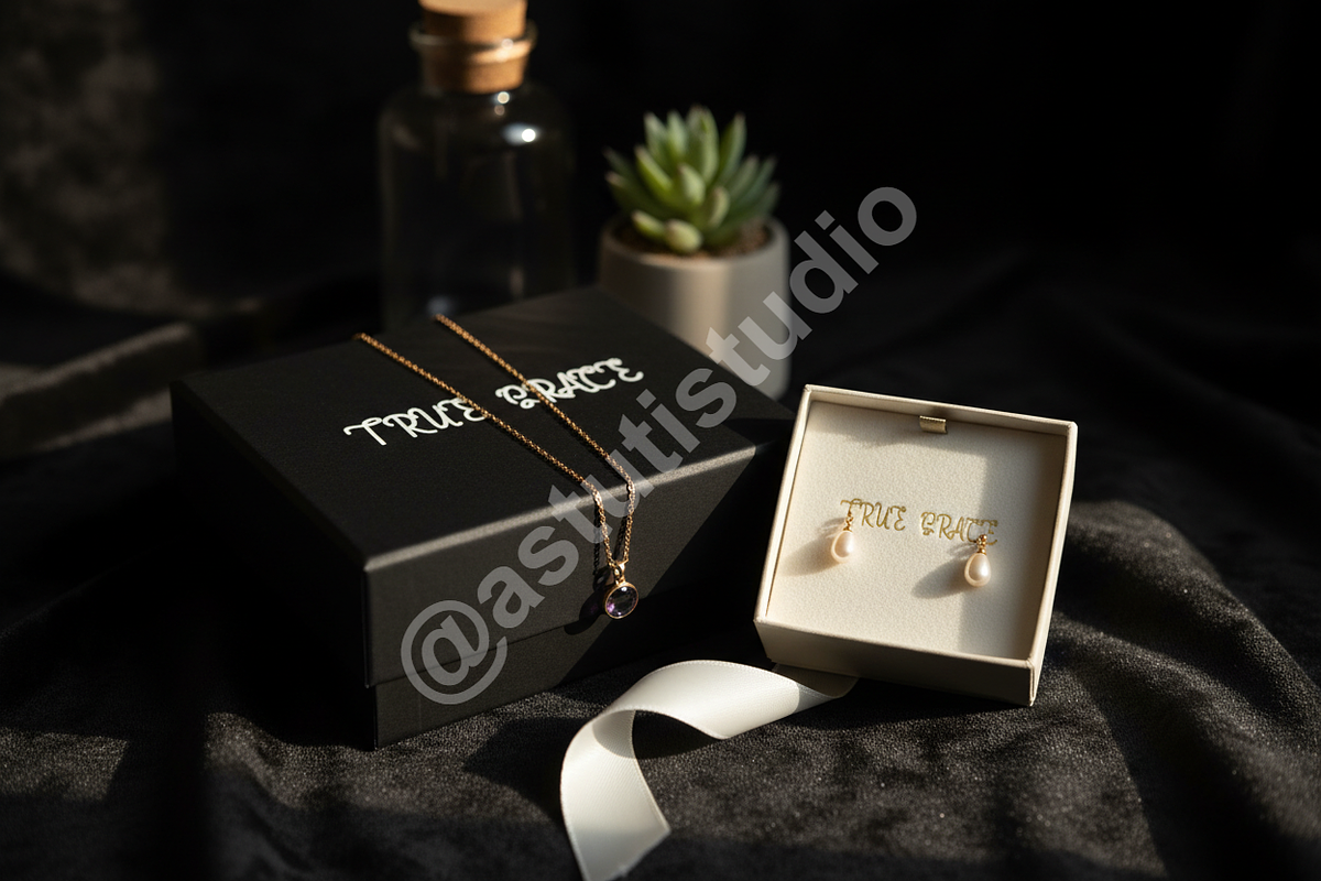 Jafipe | Modern Luxury Editorial Ser, a Font by Astuti Studio (Photo 10 of 16)