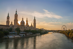 nearly evening in zaragoza