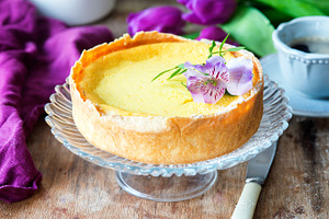 Cheesecake containing food, foodphotography, and cheesecake