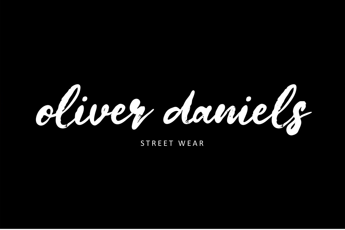 Amstel River - Brush Font, a Script Font by erlosDESIGN (Photo 4 of 11)
