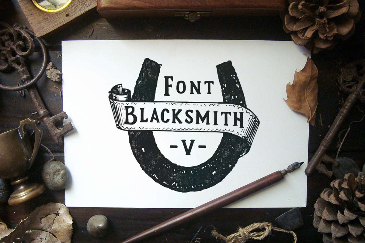 Handmade vectors + 3 Fonts!, a Graphic by Jørgen Grotdal (Photo 2 of 4)