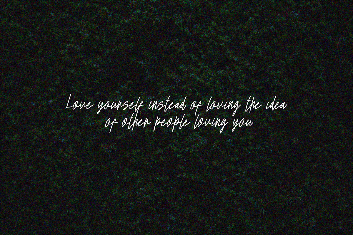 Thriphika Script Handwritten Font, a Script Font by NTC Graphic (Photo 2 of 8)