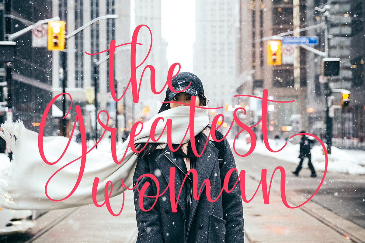 Hunsleitta - Script Font, a Script Font by Maculinc Type (Photo 17 of 18)