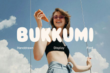 Bukkumi - Handdrawn Display Font