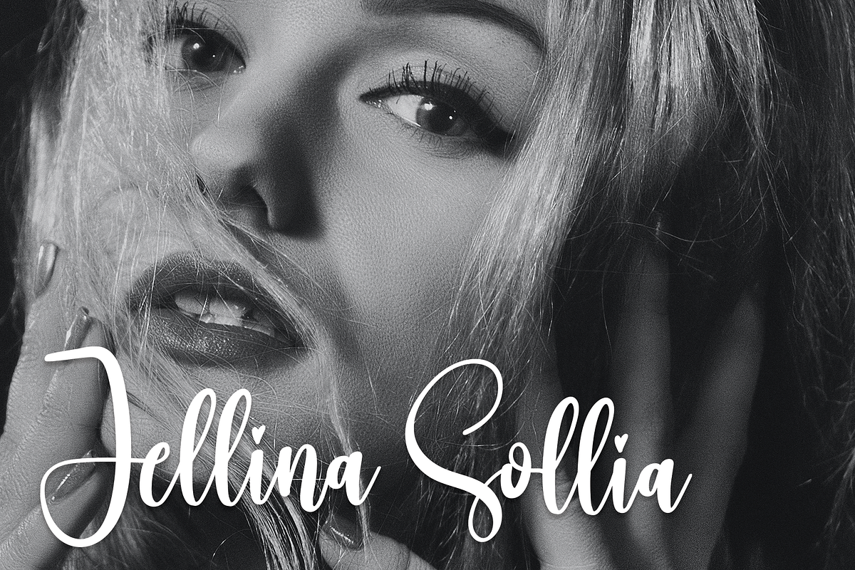 Blubbery | Script Font, a Script Font by Scratchones (Photo 7 of 8)