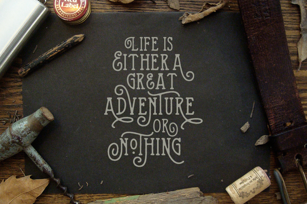 The Holloway Typeface + EXTRAS preview 3
