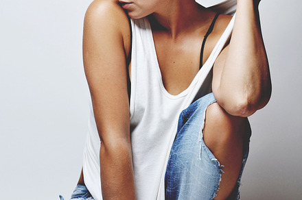 Beautiful woman in jeans preview 6