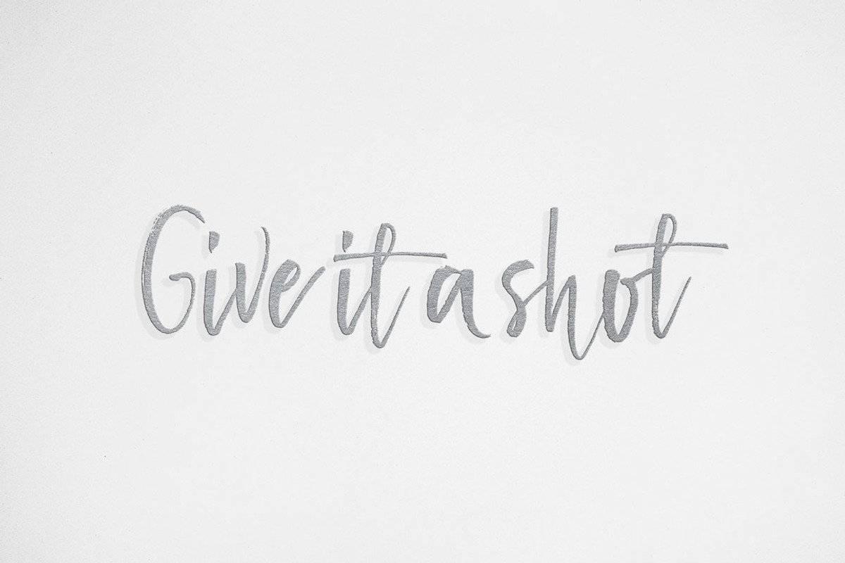 Delicious Brush Font preview 4