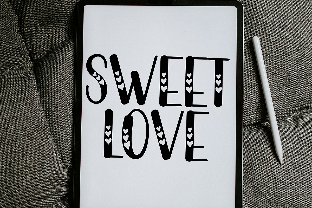 Baby Girl, a Script Font by InermediaSTUDIO (Photo 2 of 8)