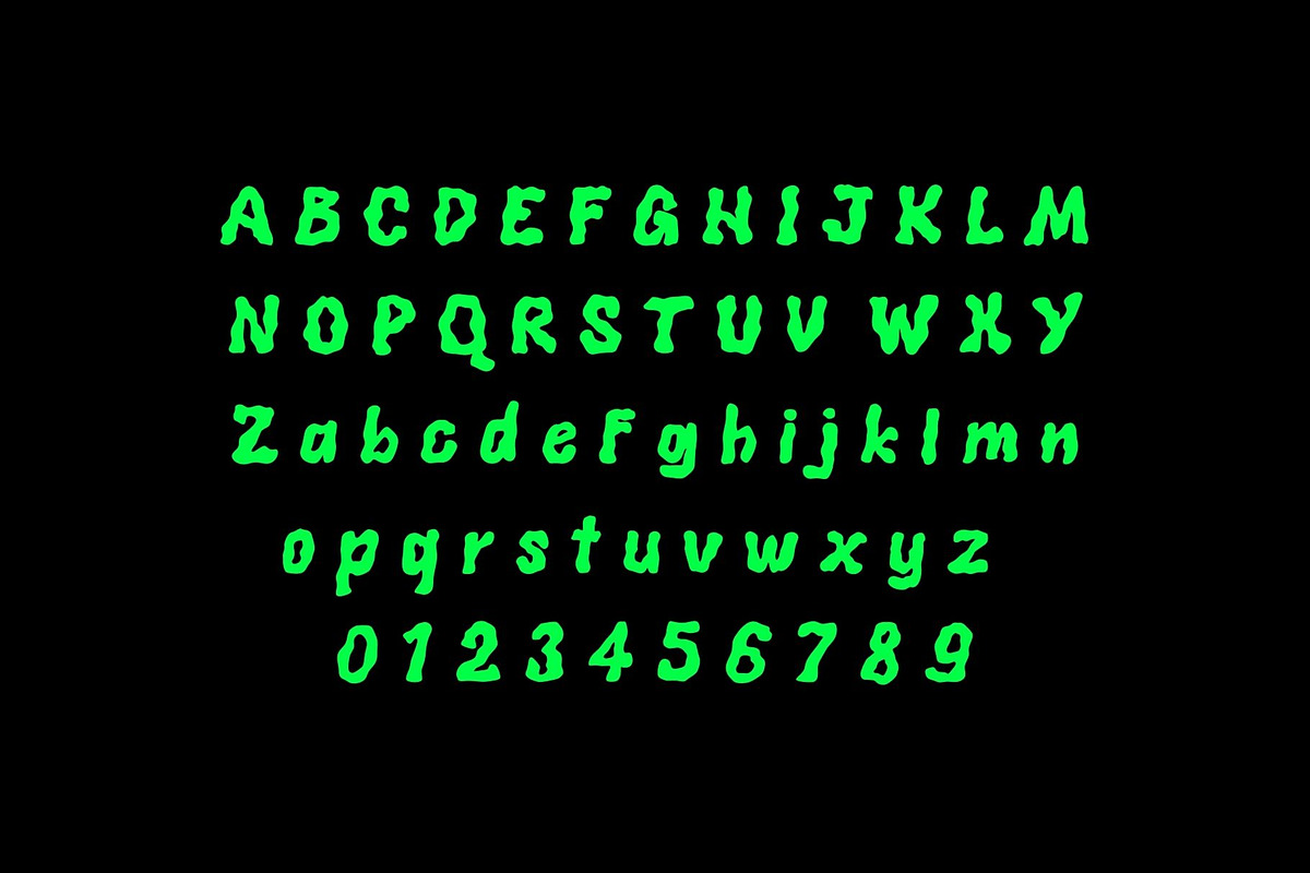 Fright - The Scary Display Font, a Handwritten Font by aeys_land (Photo 4 of 6)