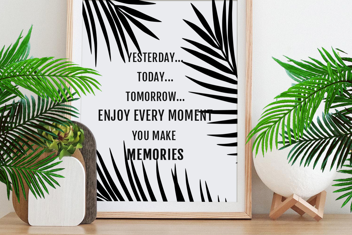 Tropical palm leaf. Seamless Pattern, a Decorative Illustration by Diana Kovach (Photo 8 of 9)