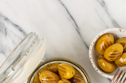 Grilled green olives